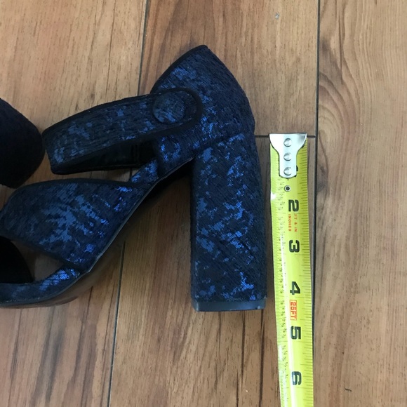 Zara Blue Black Textured Jacquard Block Heels - Picture 6 of 8